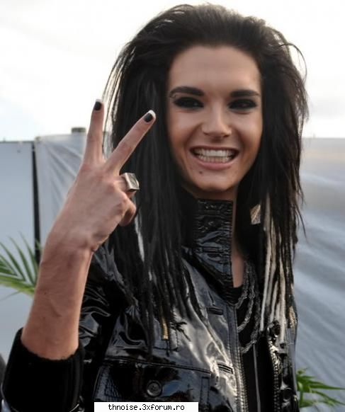 sa incep eu
posa 1 poze[;x]